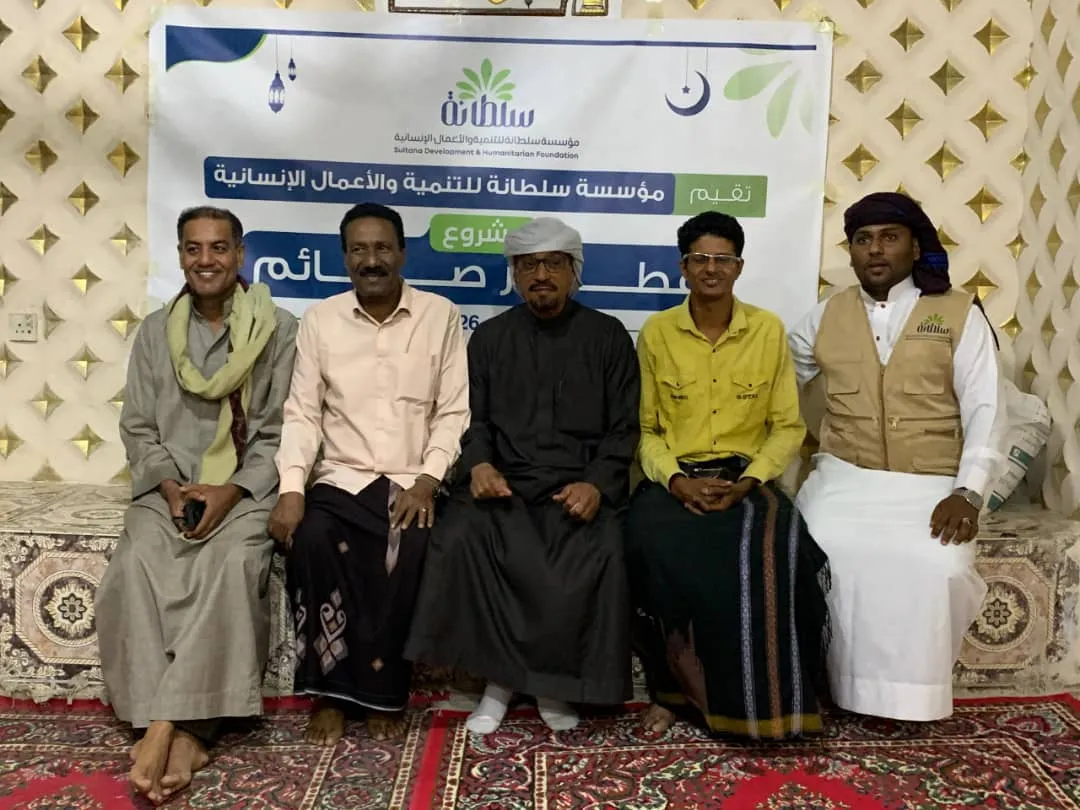 توزيع التمور والملابس وإفطار صائم